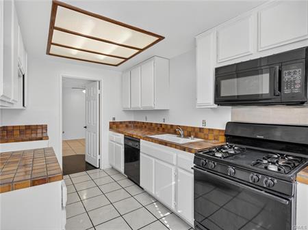 Gardena, California, 90248, United States, 2 Bedrooms Bedrooms, ,2 BathroomsBathrooms,Residential,For Sale,1998020