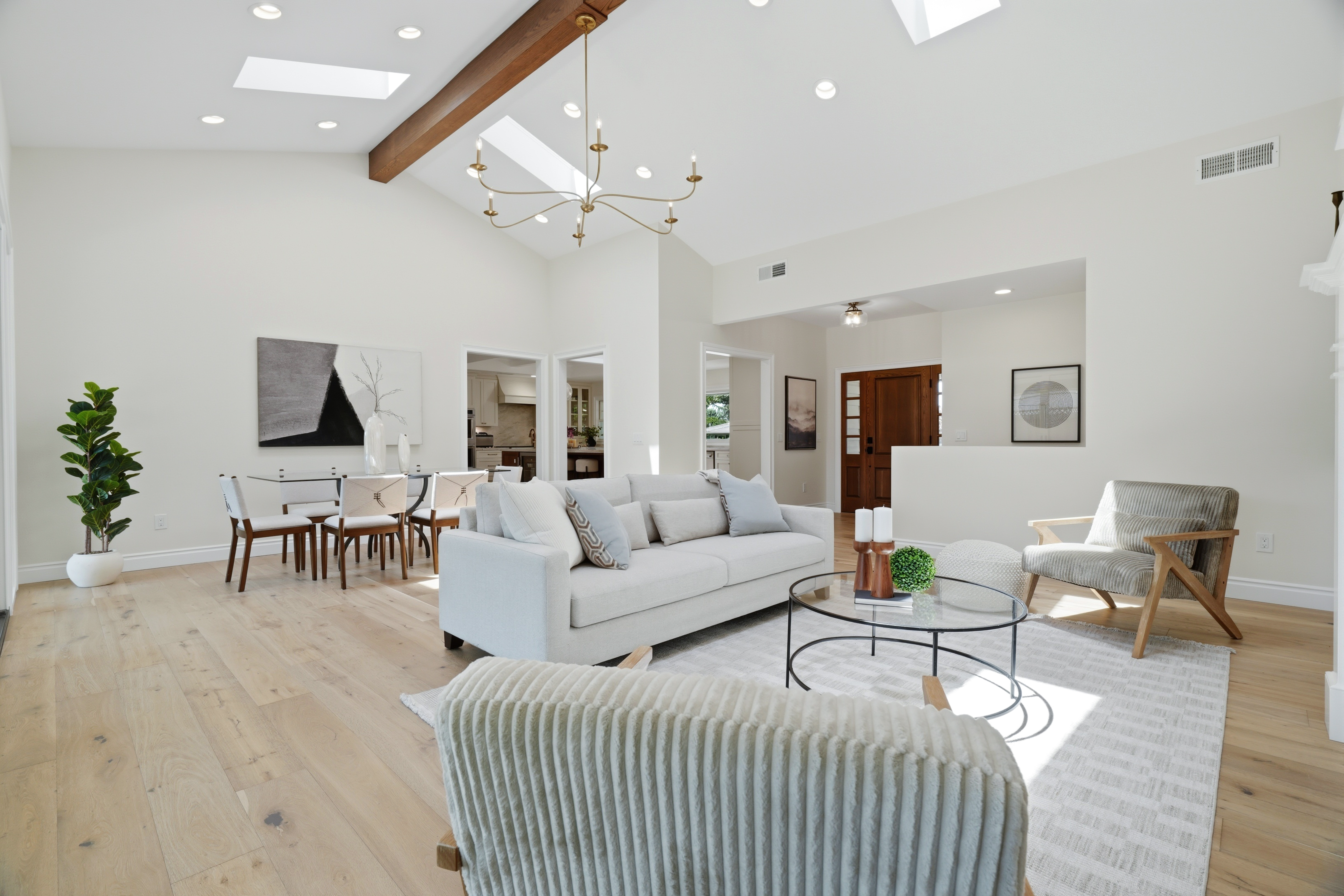  Luxury Campbell Living - 物件實景