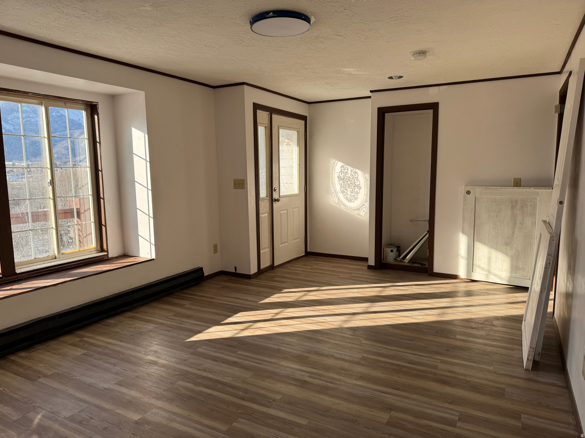 Eden, Utah, 84310, United States, 2 Bedrooms Bedrooms, ,1 BathroomBathrooms,Residential,For Sale,2001672