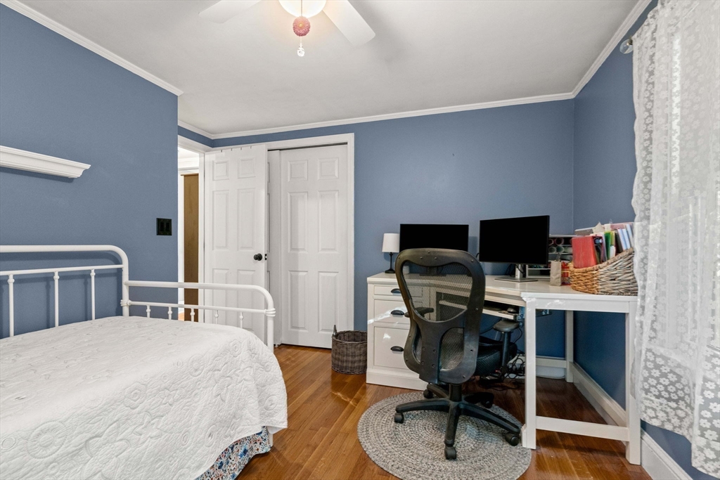 Haverhill, Massachusetts, 01835, United States, 3 Bedrooms Bedrooms, ,2 BathroomsBathrooms,Residential,For Sale,1967914