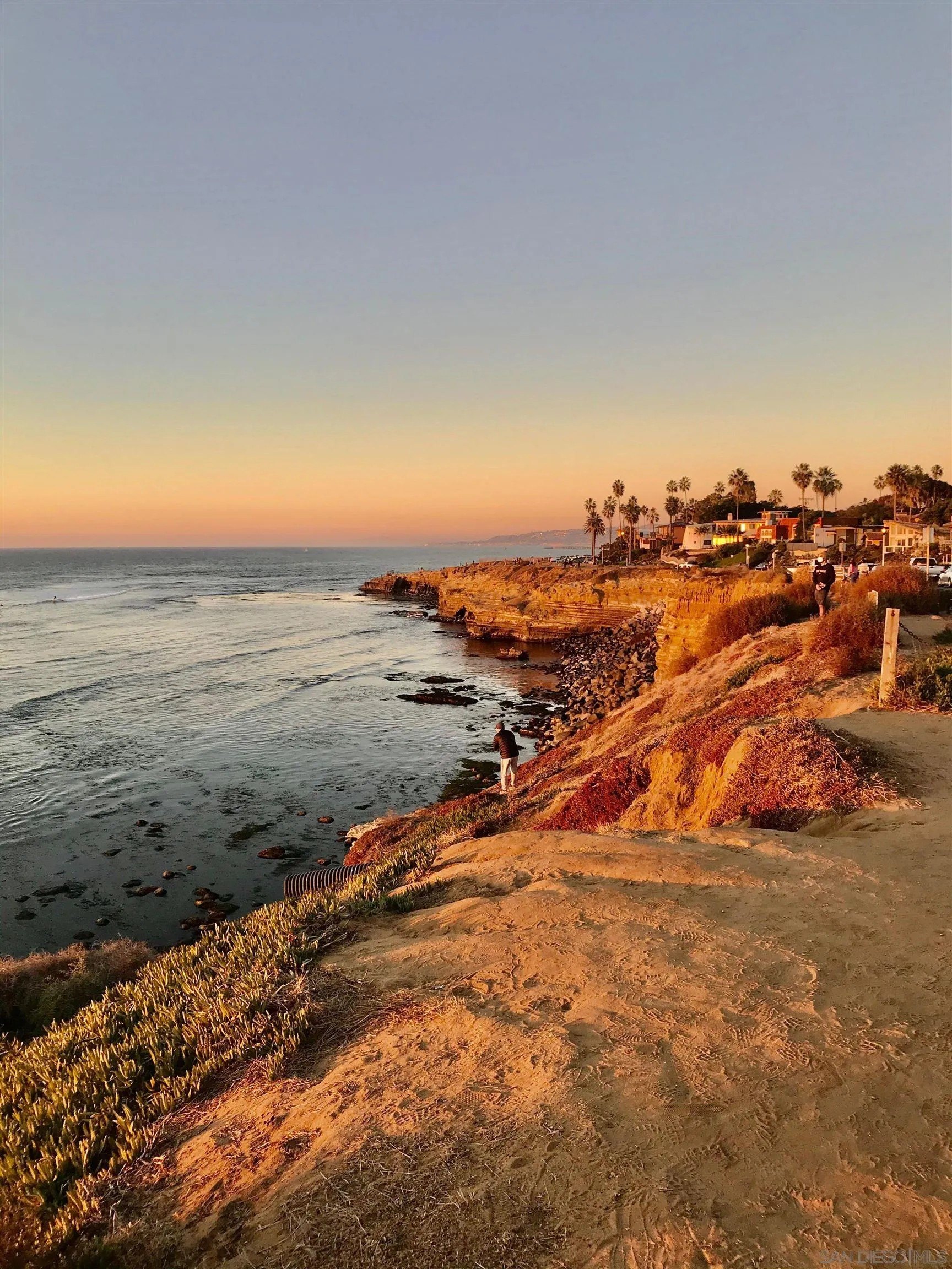 San Diego, California, 92107, United States, 4 Bedrooms Bedrooms, ,Residential,For Sale,1907414