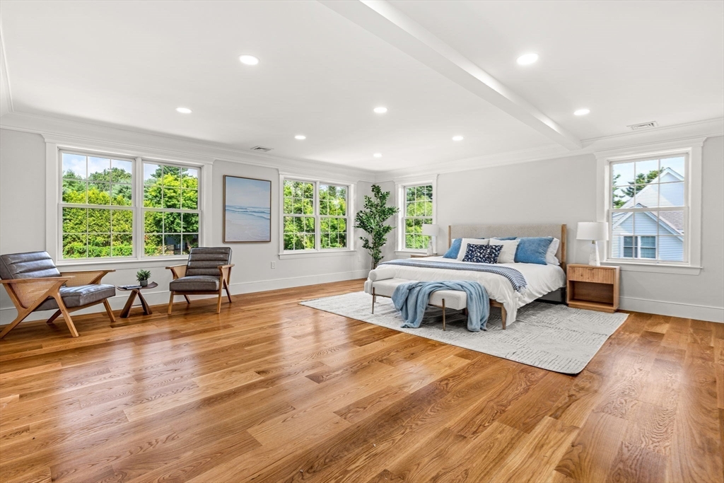 Natick, Massachusetts, 01760, United States, 5 Bedrooms Bedrooms, ,6 BathroomsBathrooms,Residential,For Sale,1901321