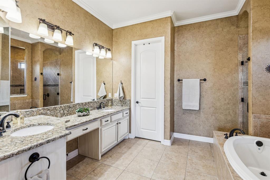 Forney, Texas, 75126, United States, 3 Bedrooms Bedrooms, ,3 BathroomsBathrooms,Residential,For Sale,1988143