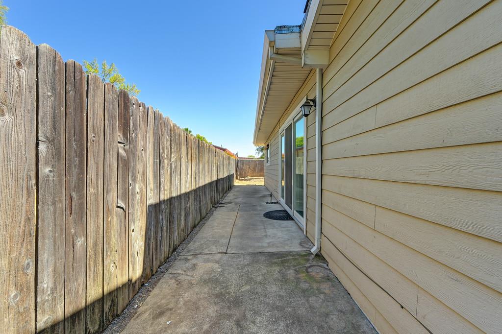 Rancho Cordova, California, 95670, United States, ,Residential,For Sale,1926276