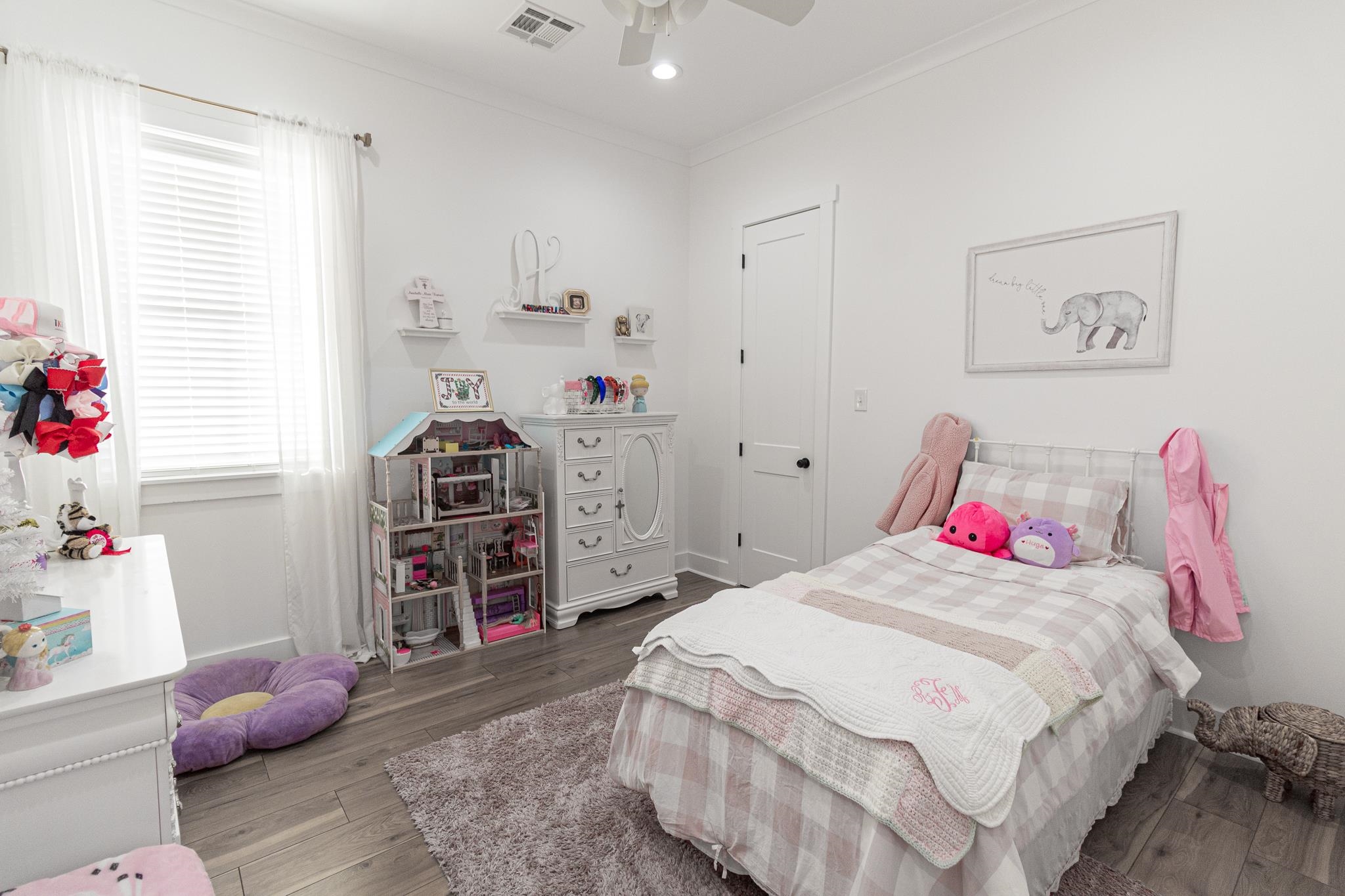 Lake Charles, Louisiana, 70605, United States, 4 Bedrooms Bedrooms, ,3 BathroomsBathrooms,Residential,For Sale,2000075