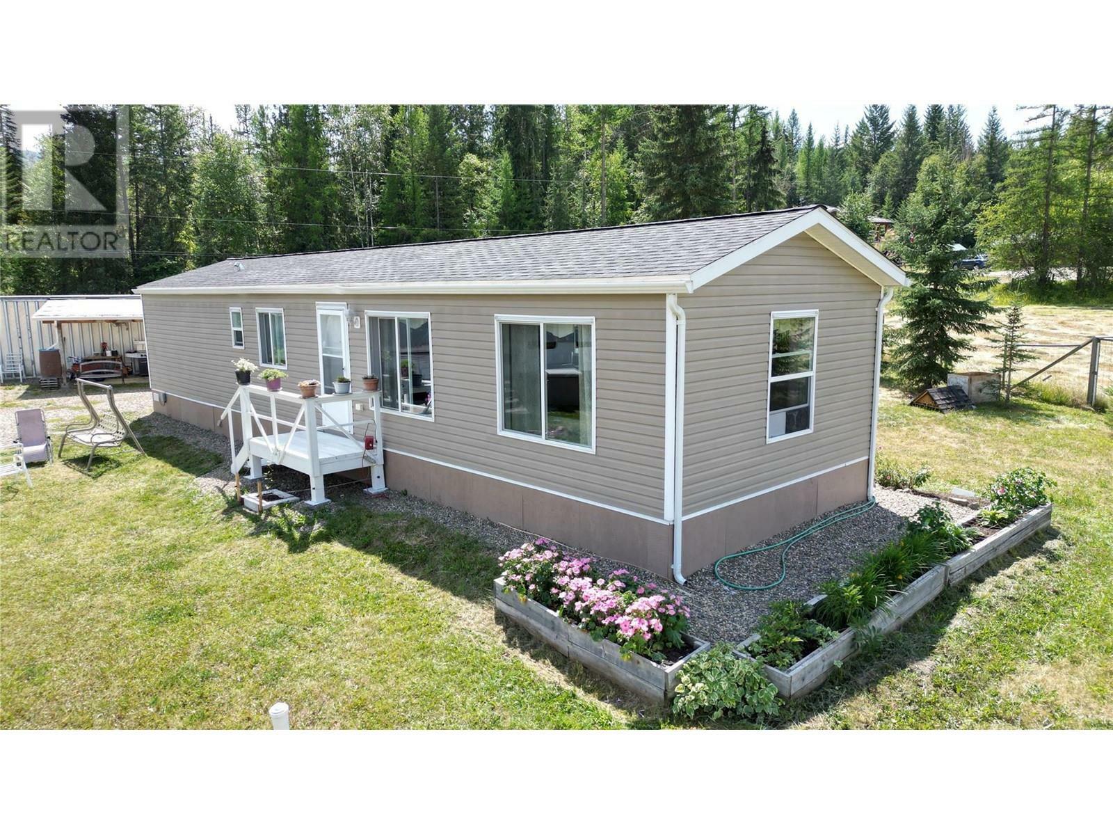 CHERRYVILLE, British Columbia, V0E 2G3, CA, 2 Bedrooms Bedrooms, ,1 BathroomBathrooms,Residential,For Sale,1837133