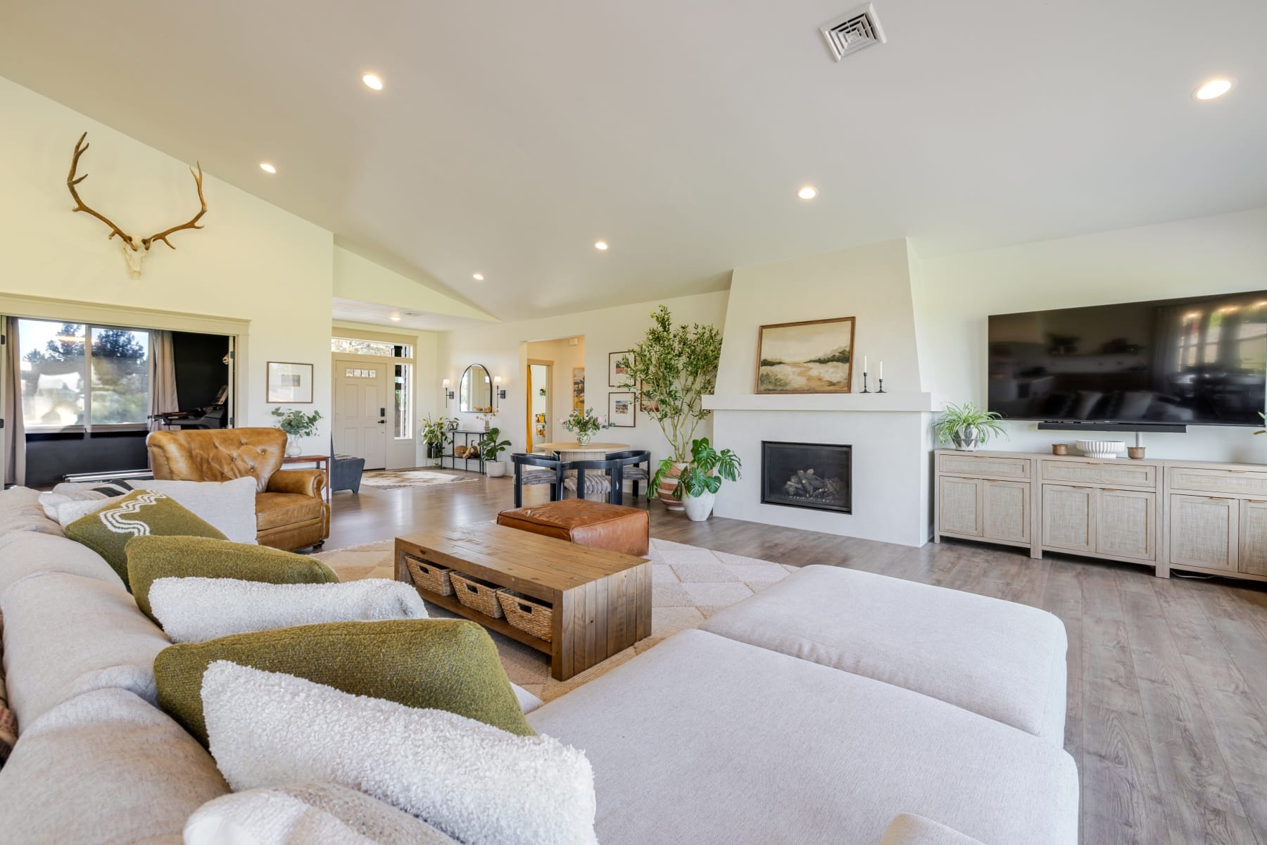  64794 Hunnell Road Bend, OR 97703 - 物件實景