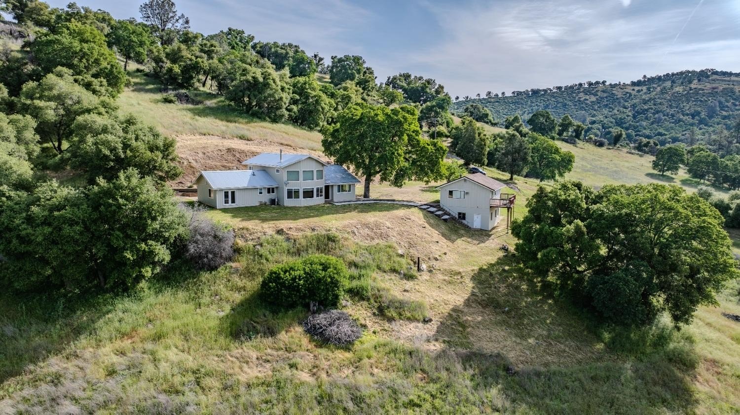 San Andreas, California, 95249, United States, 5 Bedrooms Bedrooms, ,4 BathroomsBathrooms,Residential,For Sale,1931003