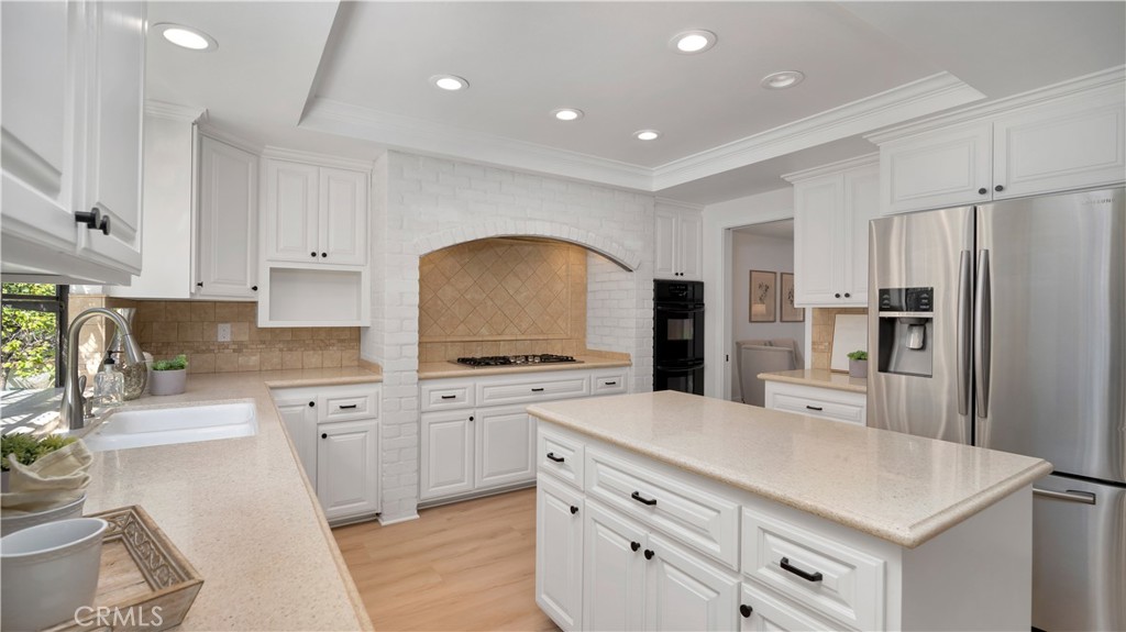 Lake Forest, California, 92630, United States, 4 Bedrooms Bedrooms, ,3 BathroomsBathrooms,Residential,For Sale,1987974