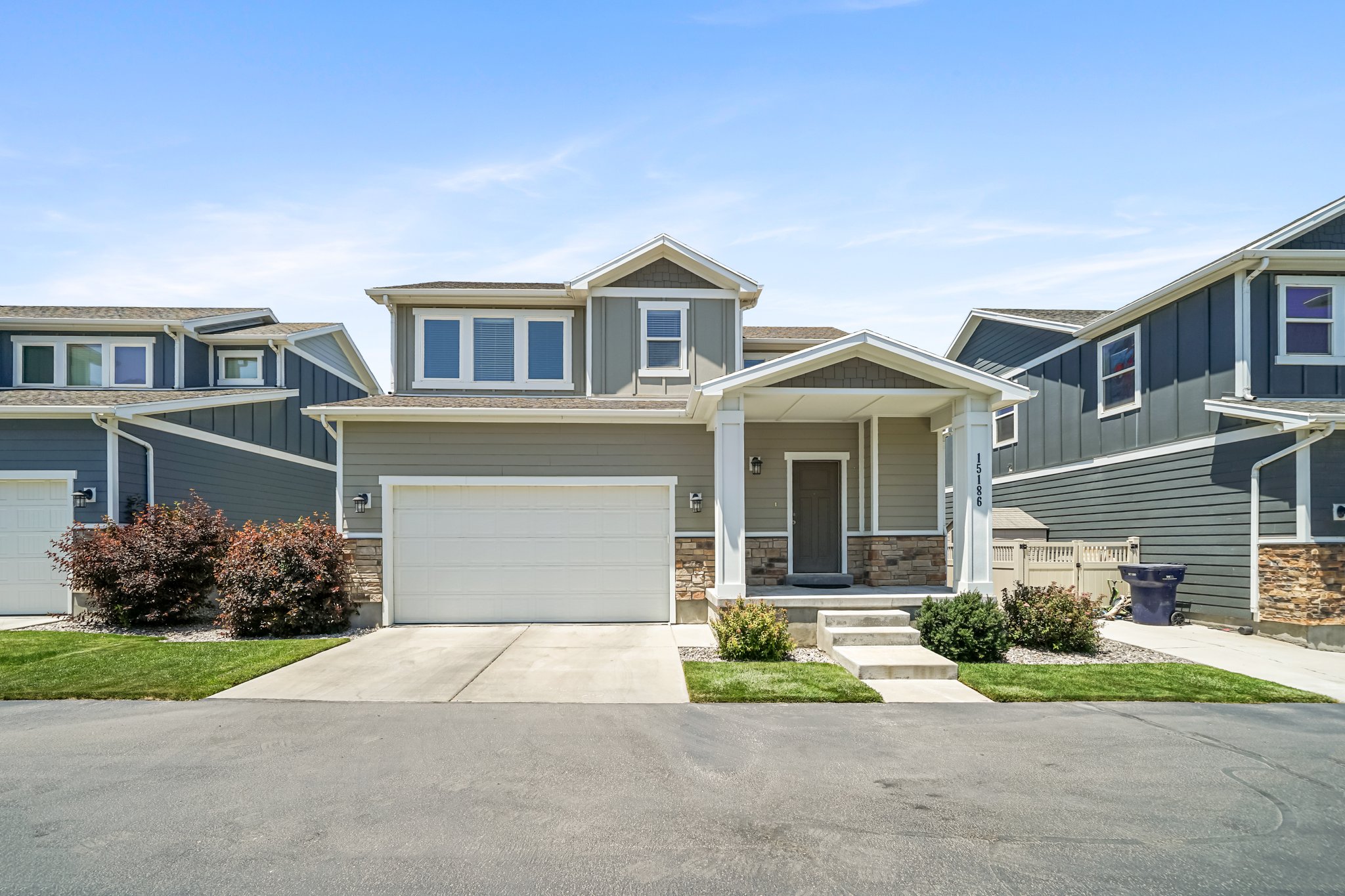 Bluffdale, Utah, 84065, United States, 4 Bedrooms Bedrooms, ,4 BathroomsBathrooms,Residential,For Sale,1915355