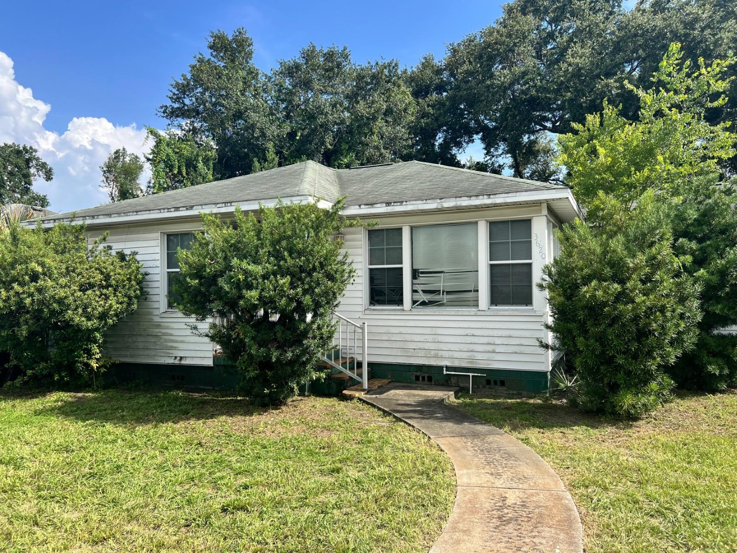 Tampa, Florida, 33609, United States, 2 Bedrooms Bedrooms, ,1 BathroomBathrooms,Residential,For Sale,1995121