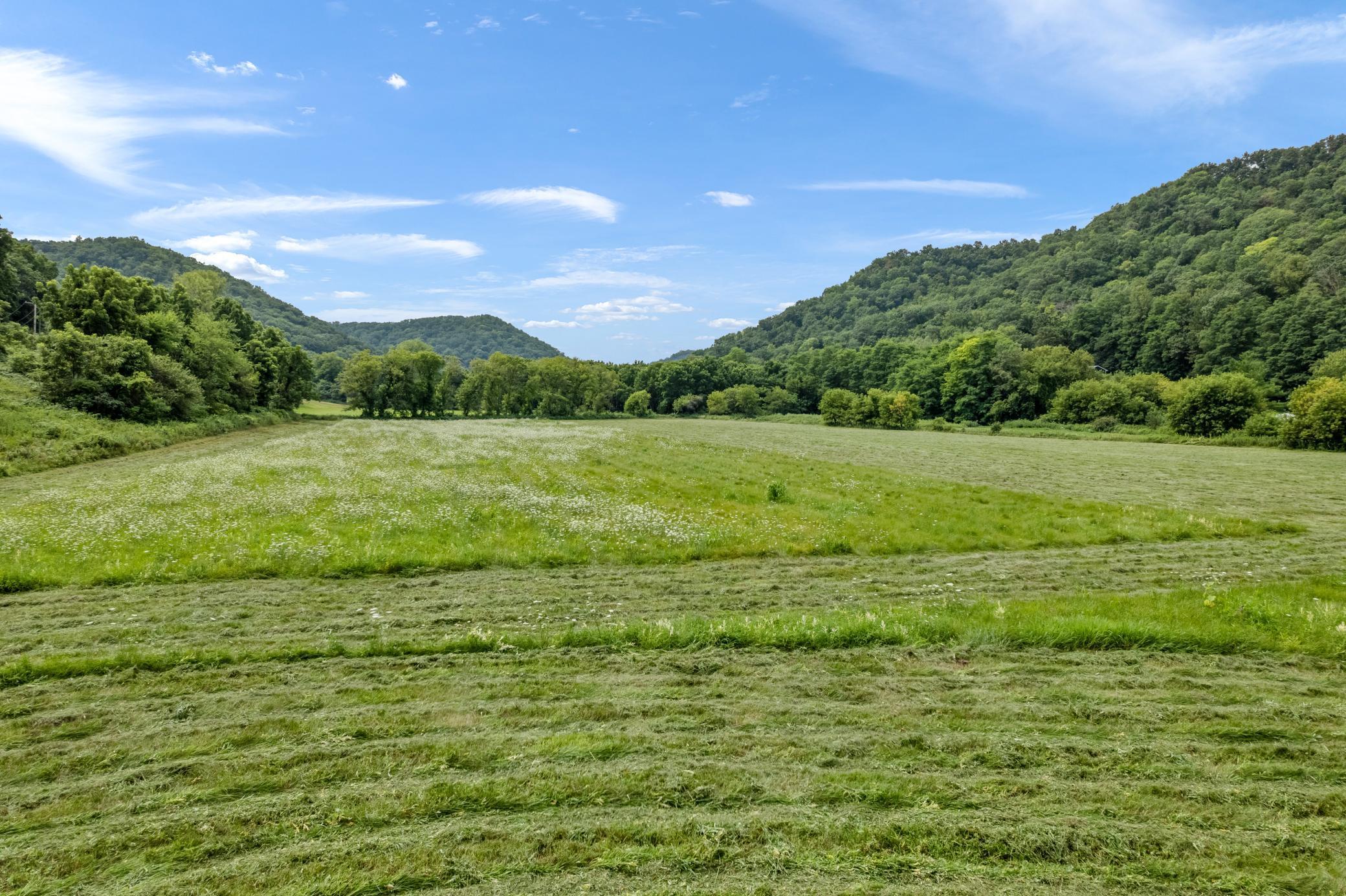 Winona, Minnesota, 55987, United States, 5 Bedrooms Bedrooms, ,2 BathroomsBathrooms,Residential,For Sale,2005788