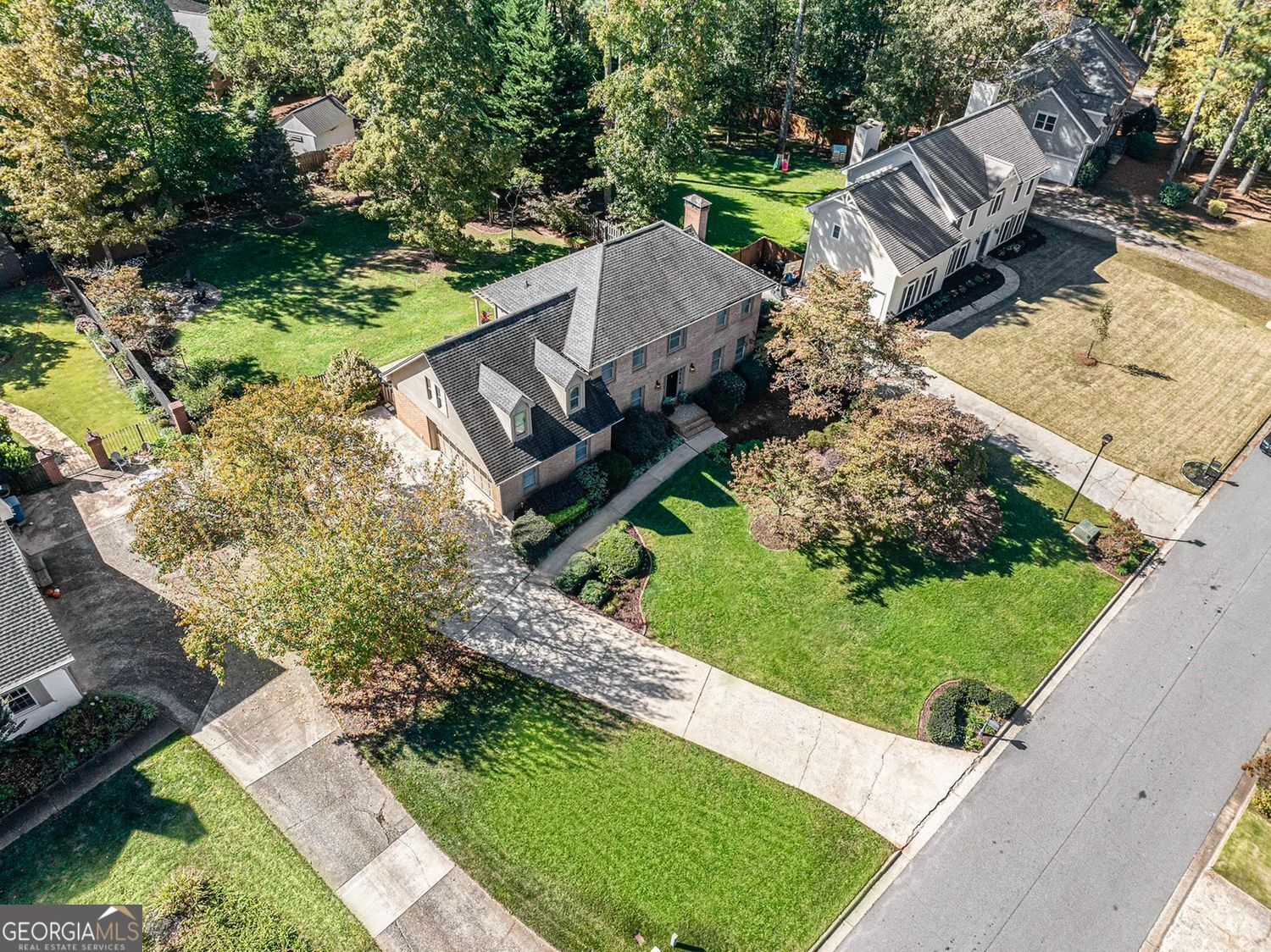 Alpharetta, Georgia, 30004, United States, 4 Bedrooms Bedrooms, ,3 BathroomsBathrooms,Residential,For Sale,1968344