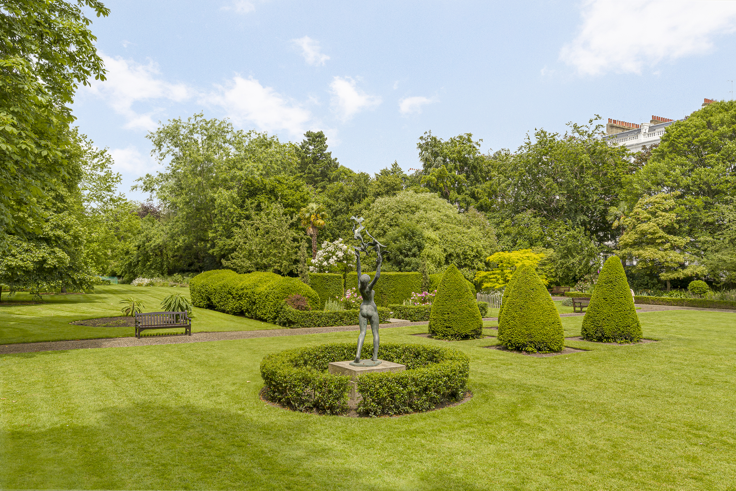  A Grade II Listed Townhouse Overlooking the communal gardens of Cadogan Place - 物件實景