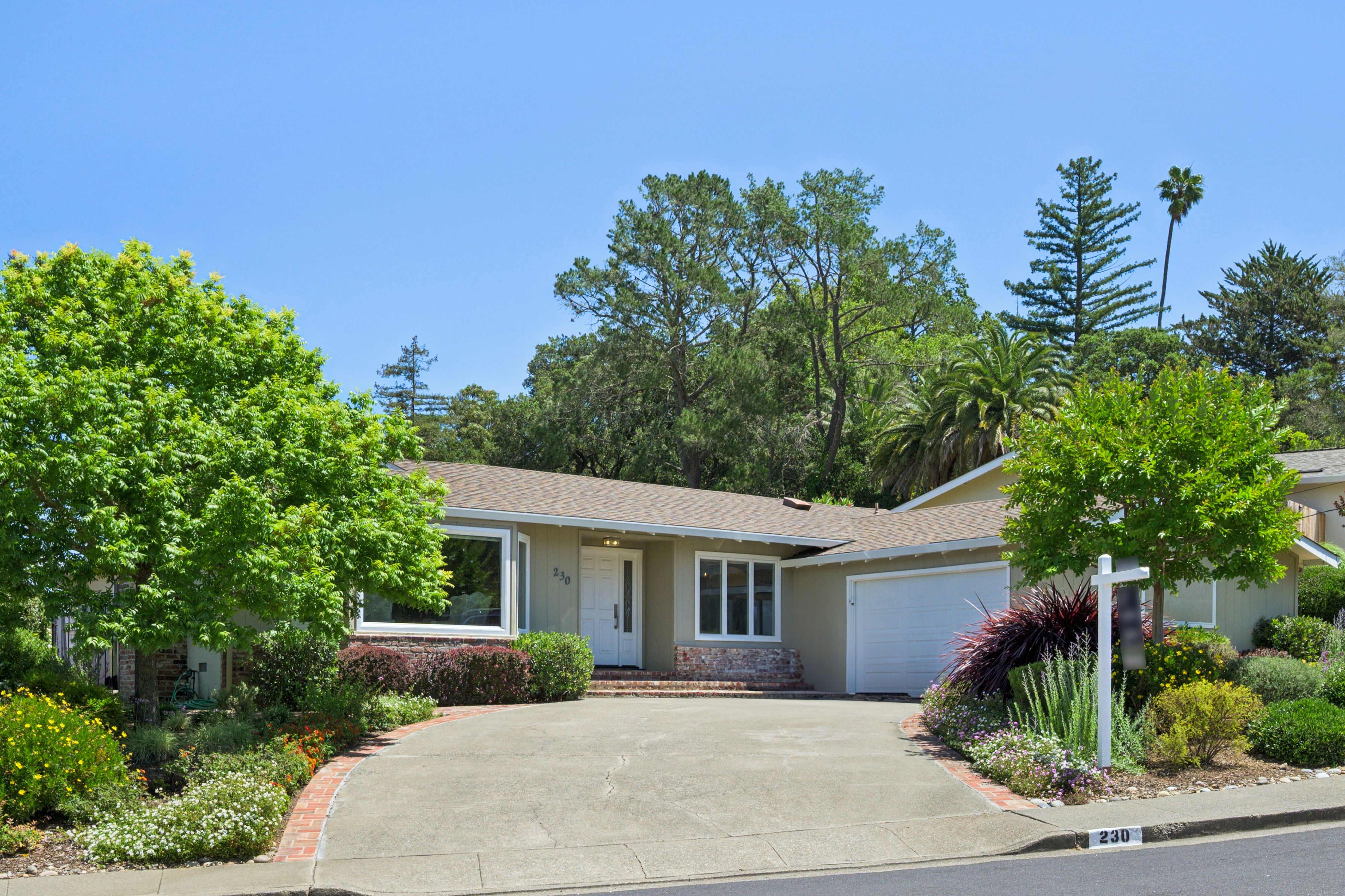  Exceptional Single Level Home in Loma Verde - 物件實景