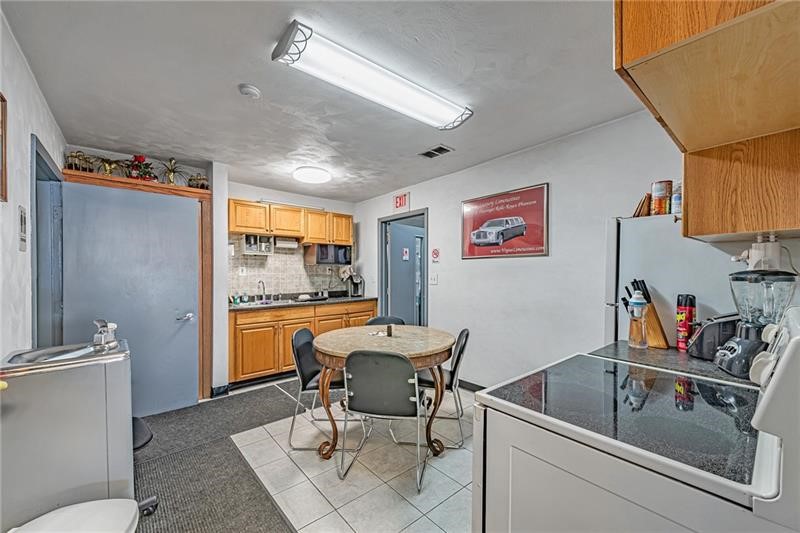 6628 State Route 30, Hempfield Twp - WML, Pennsylvania, 15644, United States, ,Residential,For Sale,6628 State Route 30,1517314
