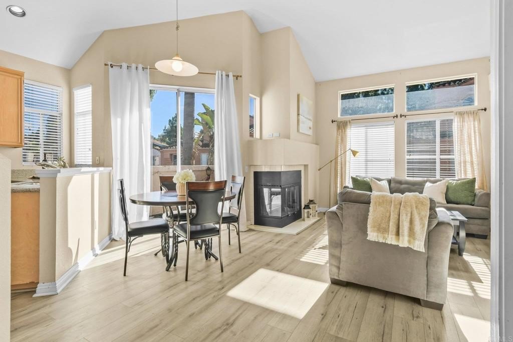 Chula Vista, California, 91910, United States, 2 Bedrooms Bedrooms, ,2 BathroomsBathrooms,Residential,For Sale,1996951