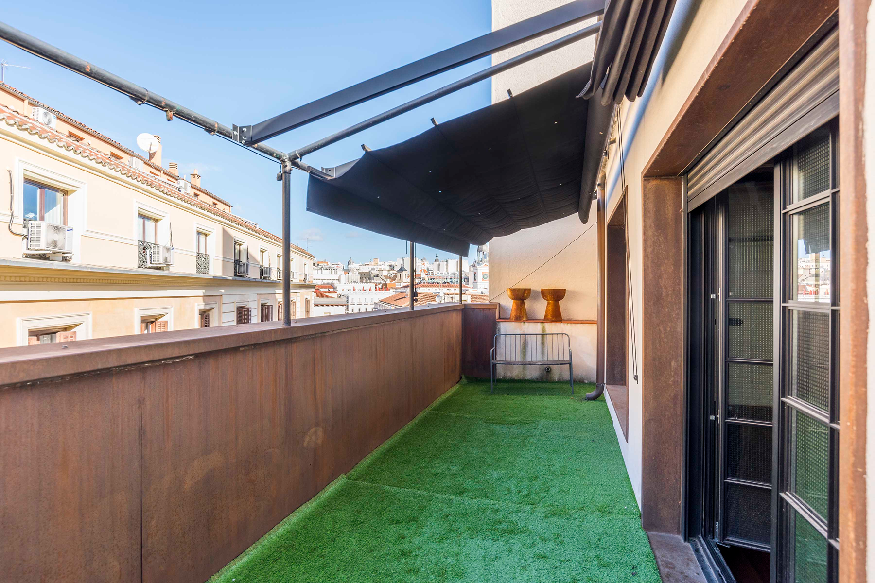  Renovated penthouse with terrace and views in the heart of Madrid - 物件實景