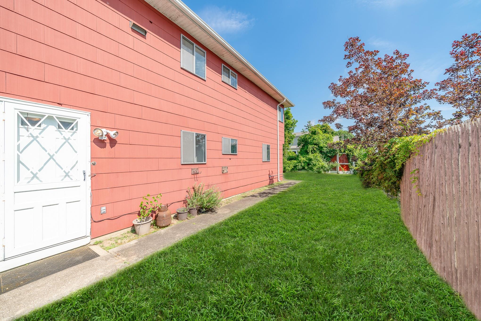 Massapequa, New York, 11758, United States, 4 Bedrooms Bedrooms, ,2 BathroomsBathrooms,Residential,For Sale,1887450