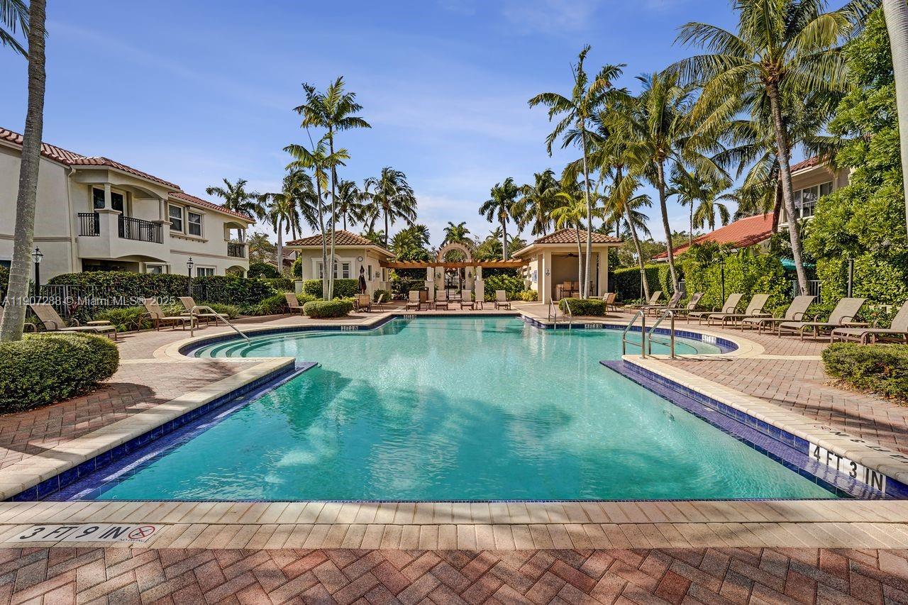 Hollywood, Florida, 33019, United States, 3 Bedrooms Bedrooms, ,3 BathroomsBathrooms,Residential,For Sale,1989592