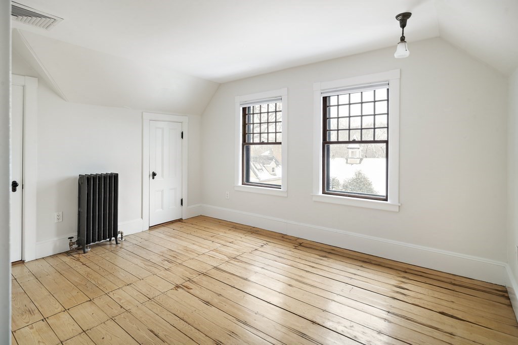 Cambridge, Massachusetts, 02140, United States, 6 Bedrooms Bedrooms, ,6 BathroomsBathrooms,Residential,For Sale,1840566