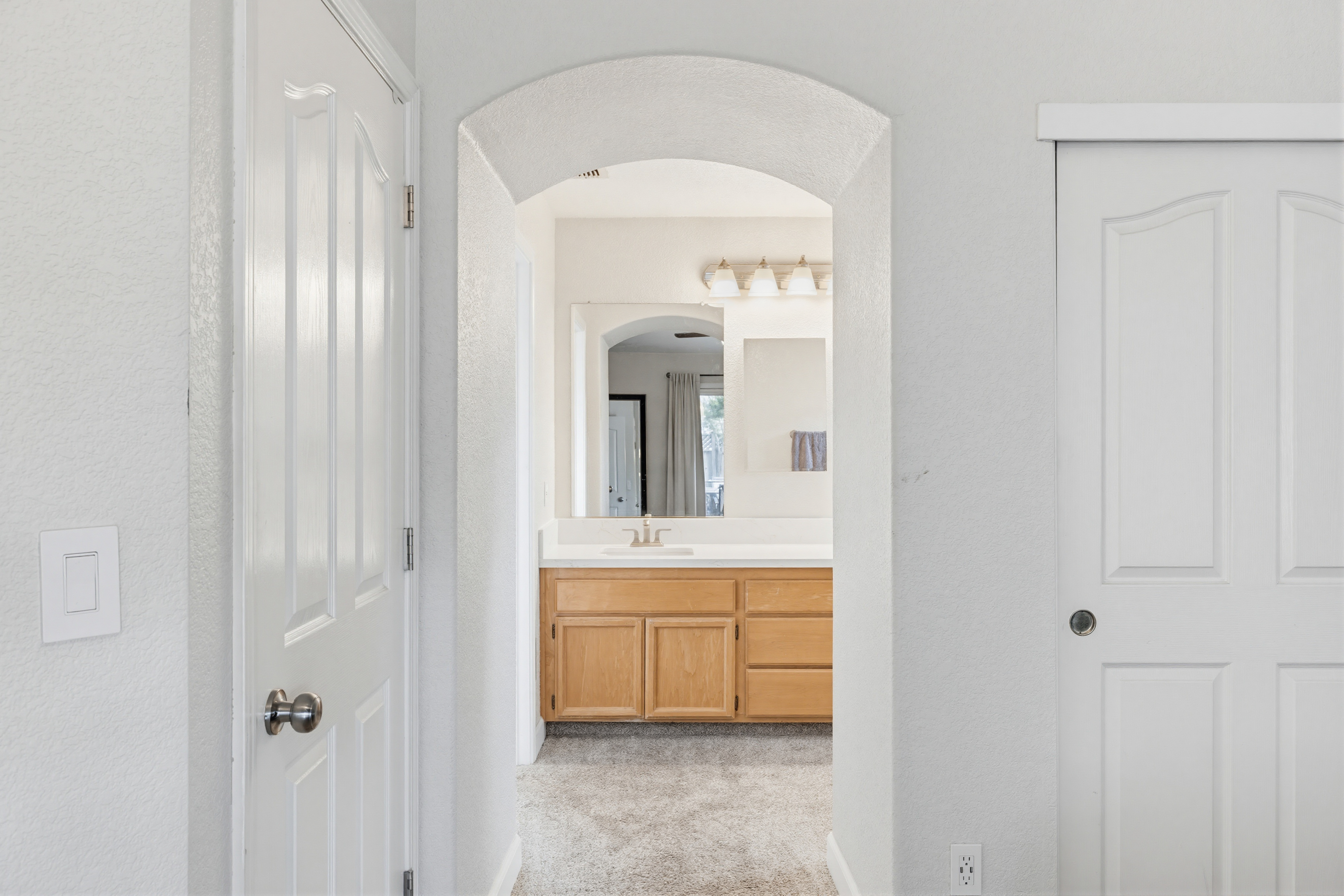  10044 Oglethorpe Way, Elk Grove, CA 95624 - 物件實景