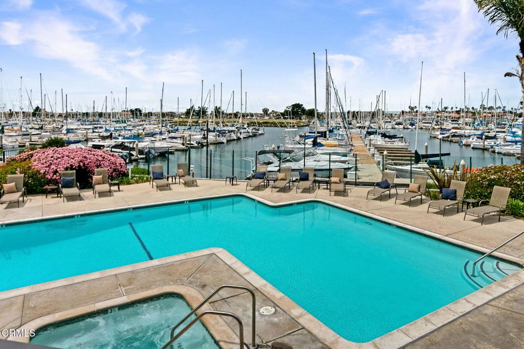 Oxnard, California, 93035, United States, 2 Bedrooms Bedrooms, ,1 BathroomBathrooms,Residential,For Sale,2040147