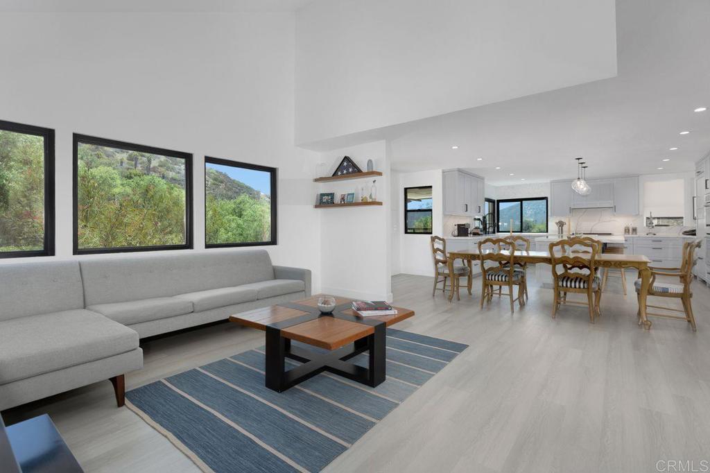 Escondido, California, 92029, United States, 3 Bedrooms Bedrooms, ,3 BathroomsBathrooms,Residential,For Sale,1905867