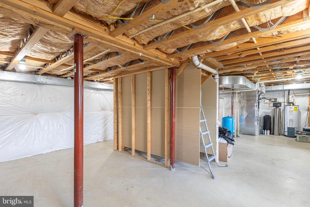 Winchester, Virginia, 22603, United States, 4 Bedrooms Bedrooms, ,3 BathroomsBathrooms,Residential,For Sale,1838915