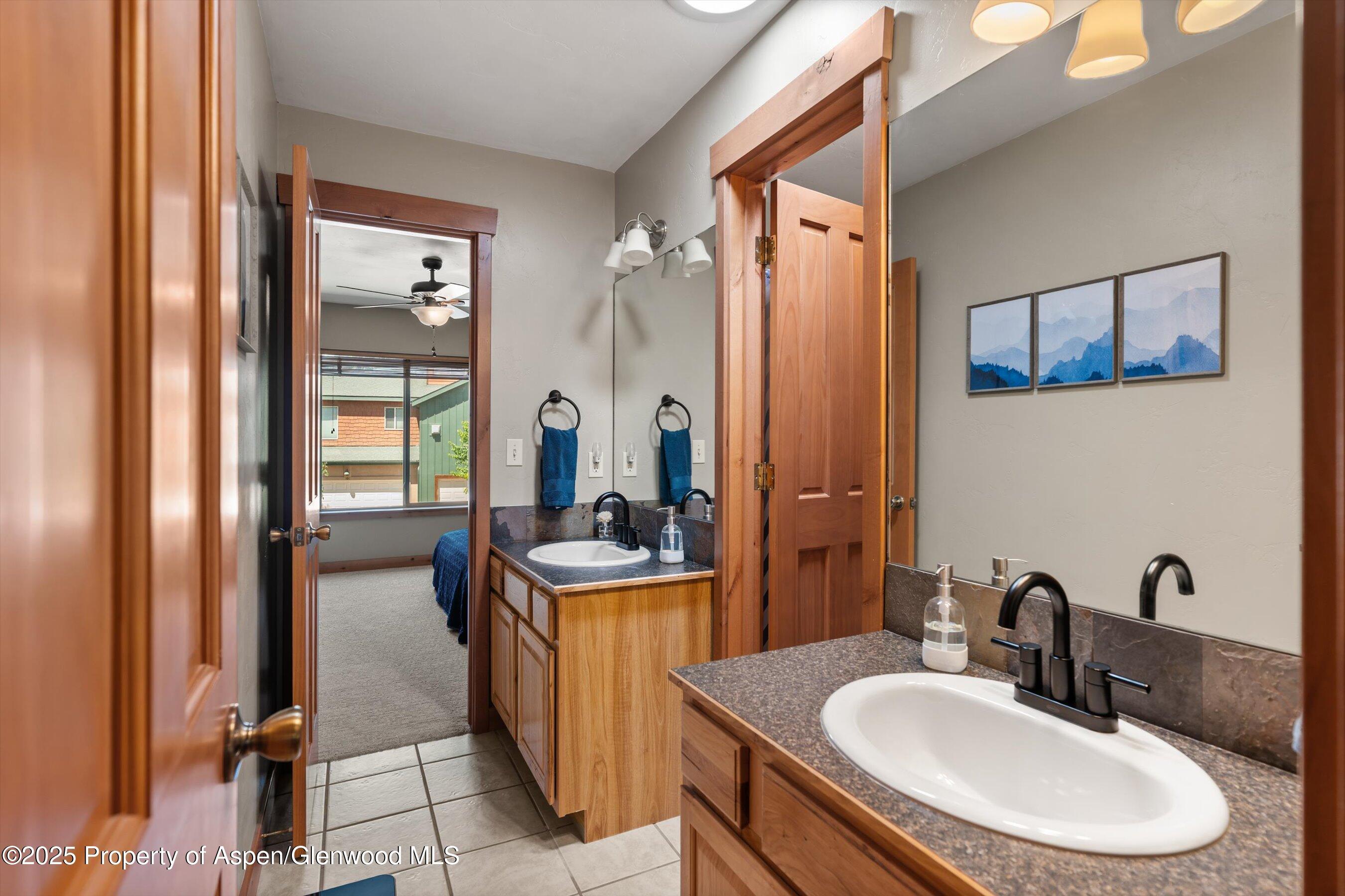 Glenwood Springs, Colorado, 81601, United States, 3 Bedrooms Bedrooms, ,3 BathroomsBathrooms,Residential,For Sale,1874511