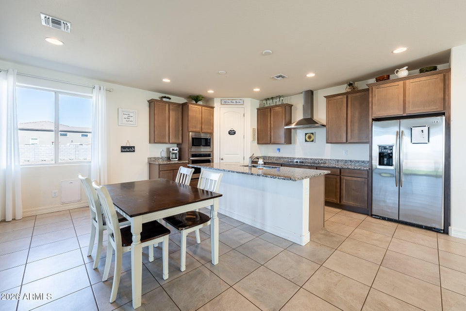 Wittmann, Arizona, 85361, United States, 3 Bedrooms Bedrooms, ,Residential,For Sale,2010818