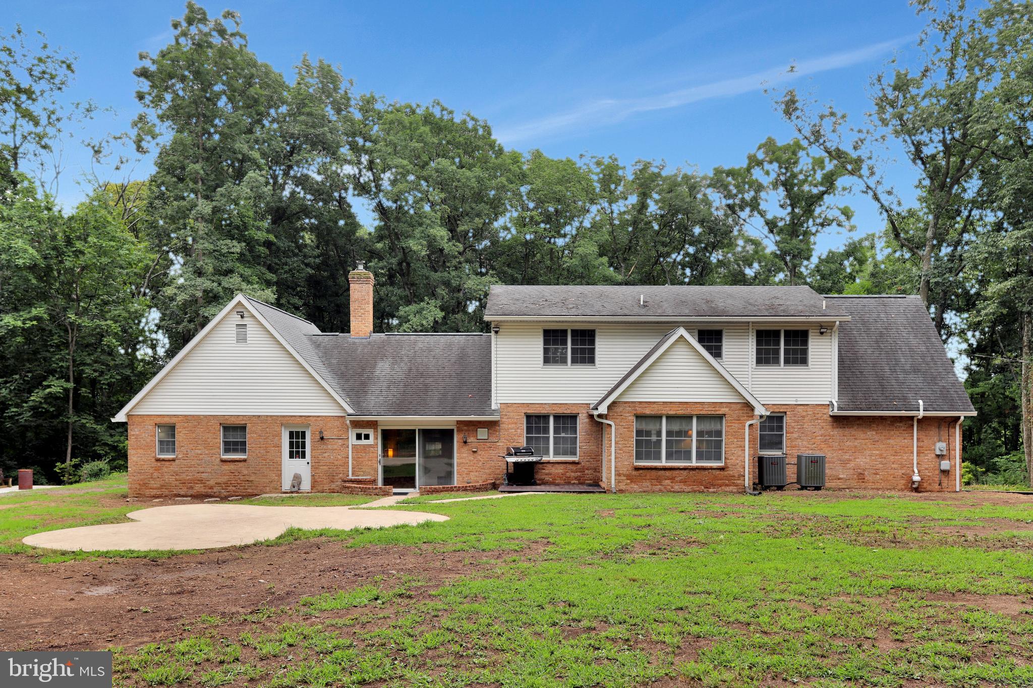 Mercersburg, Pennsylvania, 17236, United States, 4 Bedrooms Bedrooms, ,3 BathroomsBathrooms,Residential,For Sale,1978104