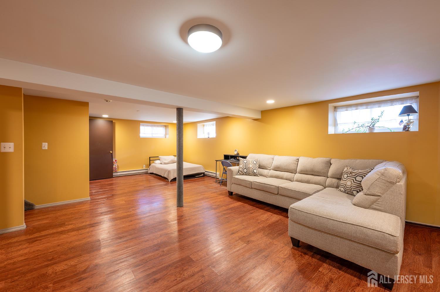 Monroe, New Jersey, 08831, United States, 5 Bedrooms Bedrooms, ,3 BathroomsBathrooms,Residential,For Sale,1988609