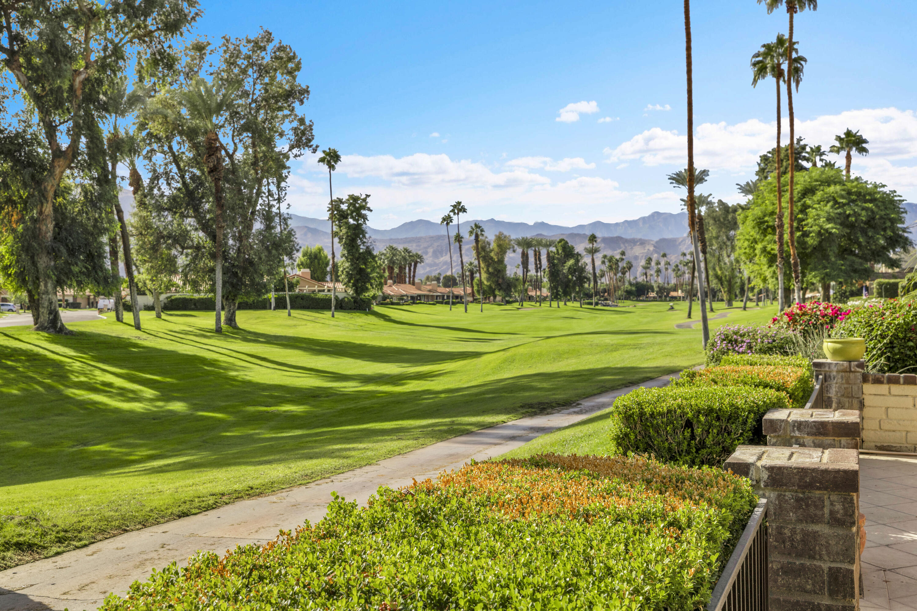 Palm Desert, California, 92260, United States, 2 Bedrooms Bedrooms, ,2 BathroomsBathrooms,Residential,For Sale,1987933