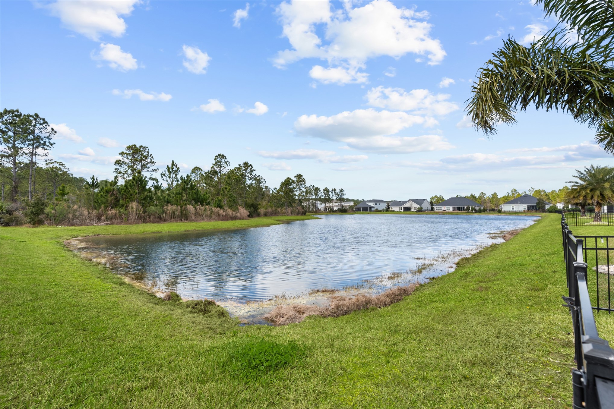 Fernandina Beach, Florida, 32034, United States, 3 Bedrooms Bedrooms, ,2 BathroomsBathrooms,Residential,For Sale,2024092