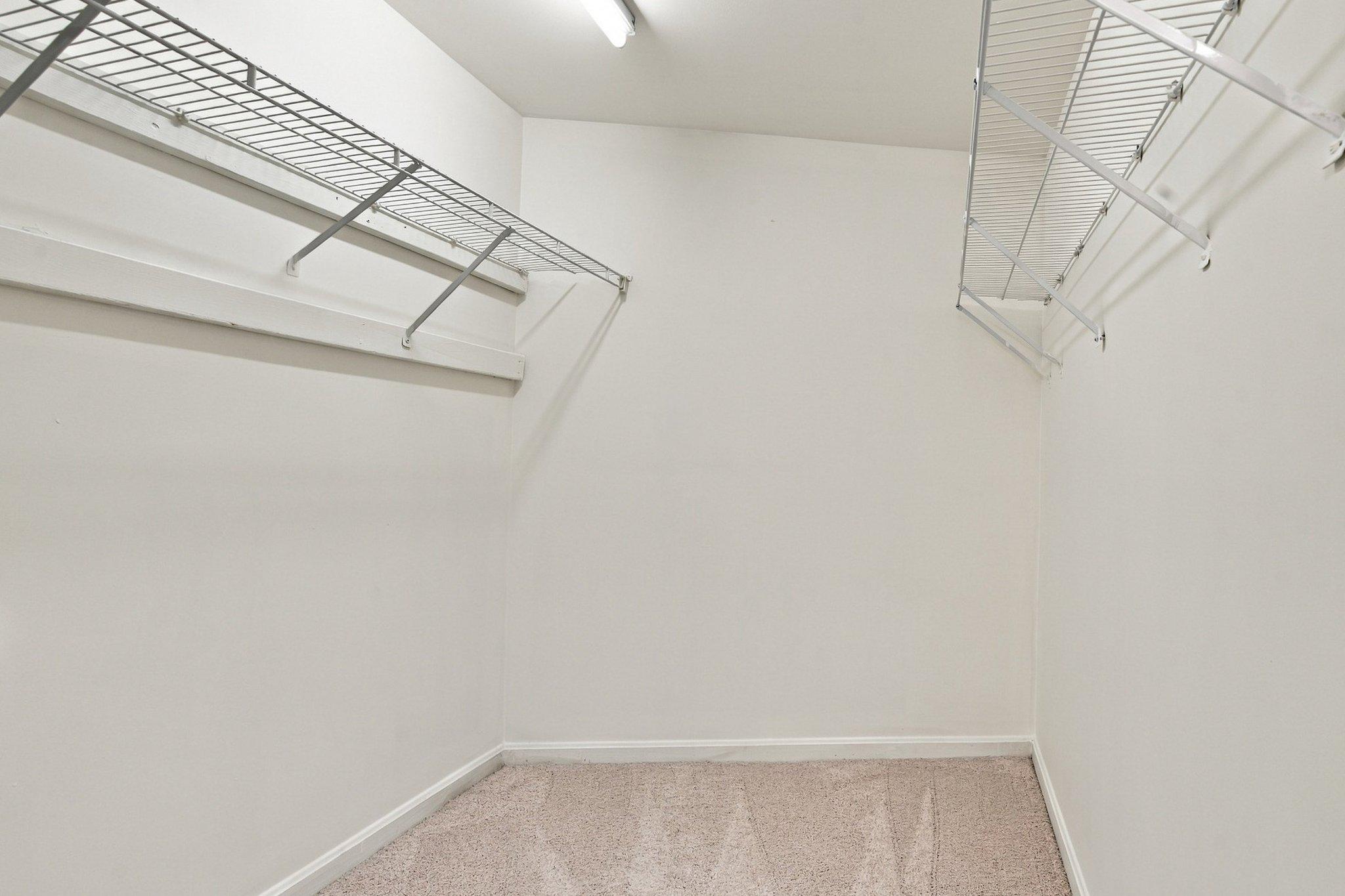  5909 Saint Giles Way, Alexandria, VA, 22315 - 物件實景
