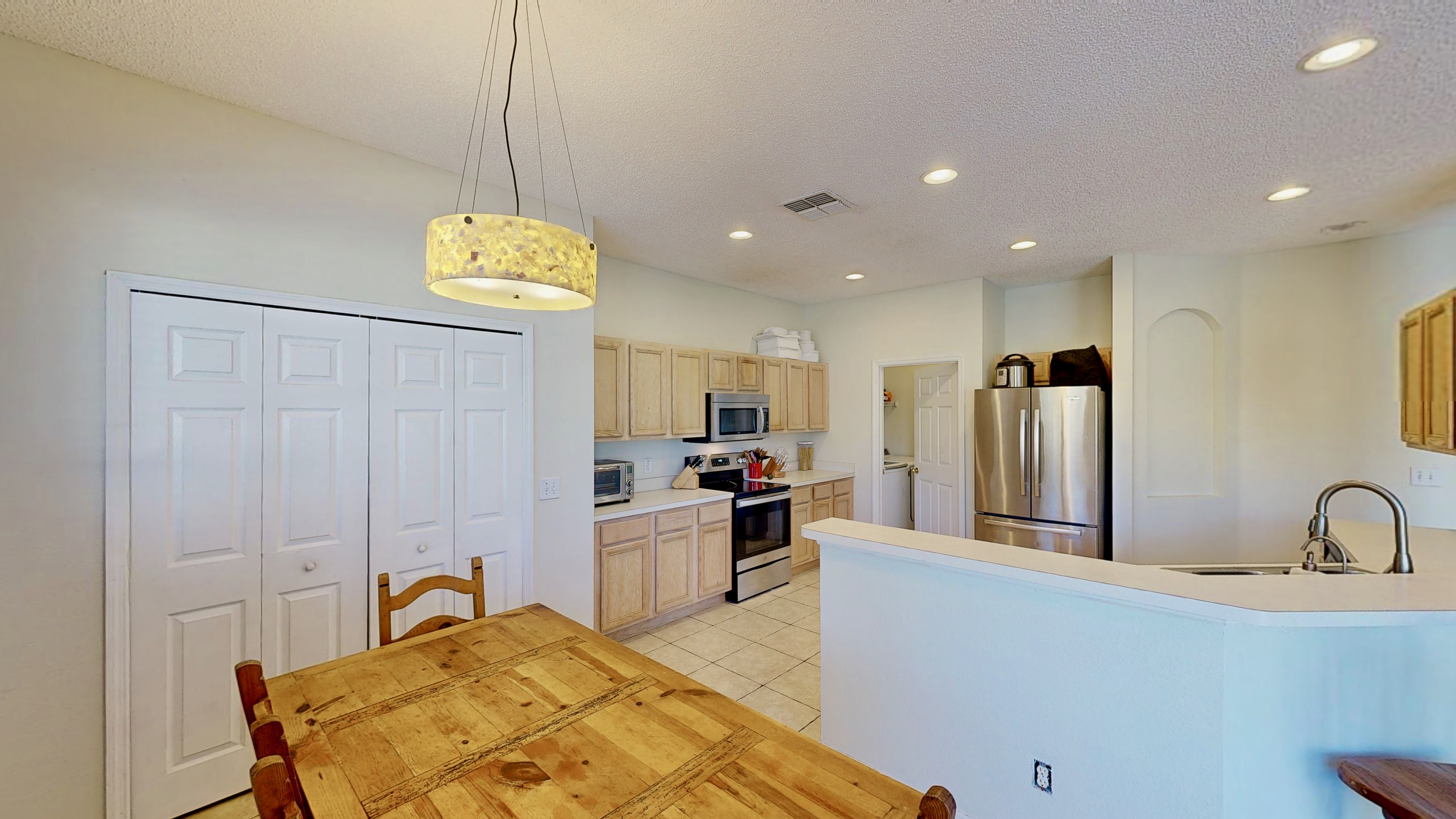 KISSIMMEE, Florida, 34747, United States, 7 Bedrooms Bedrooms, ,6 BathroomsBathrooms,Residential,For Sale,1878107