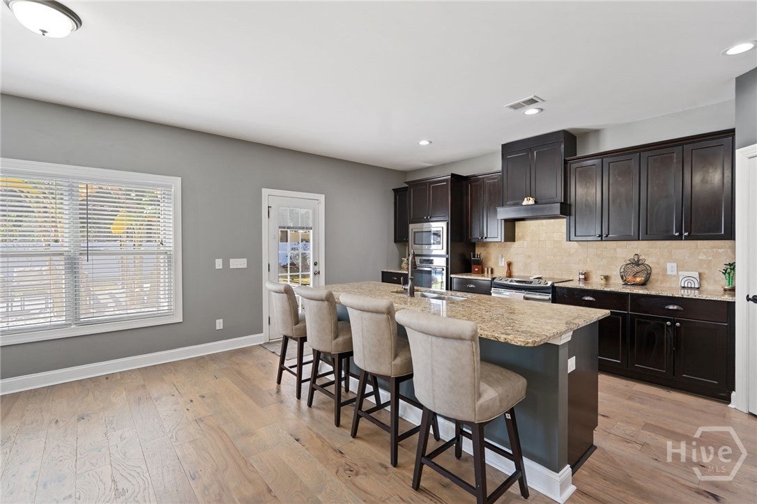 Rincon, Georgia, 31326, United States, 5 Bedrooms Bedrooms, ,3 BathroomsBathrooms,Residential,For Sale,1981495