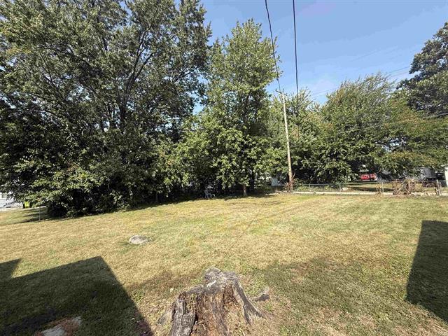 Huntington, Indiana, 46750, United States, 3 Bedrooms Bedrooms, ,2 BathroomsBathrooms,Residential,For Sale,1942917