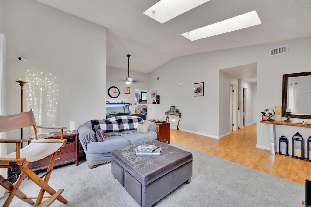 Oceanside, California, 92057, United States, 3 Bedrooms Bedrooms, ,2 BathroomsBathrooms,Residential,For Sale,1939710