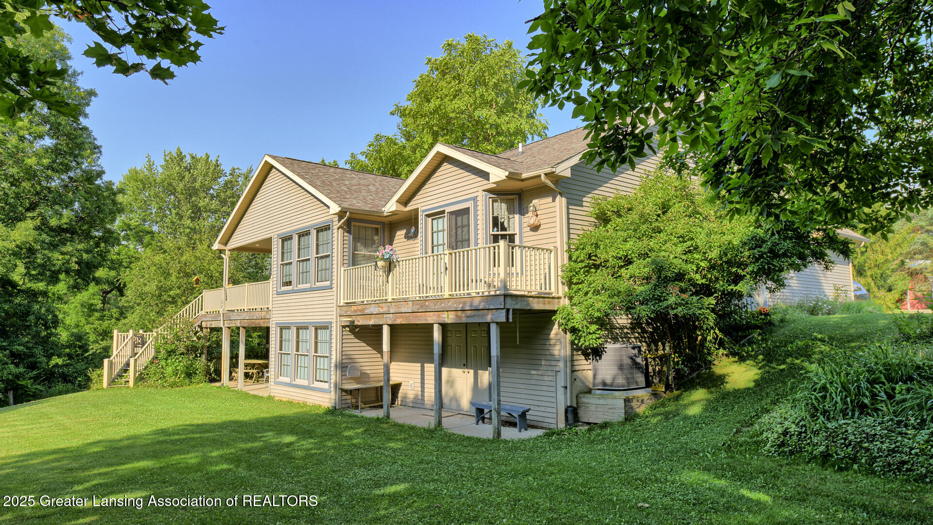 Portland, Michigan, 48875, United States, 5 Bedrooms Bedrooms, ,4 BathroomsBathrooms,Residential,For Sale,2001536