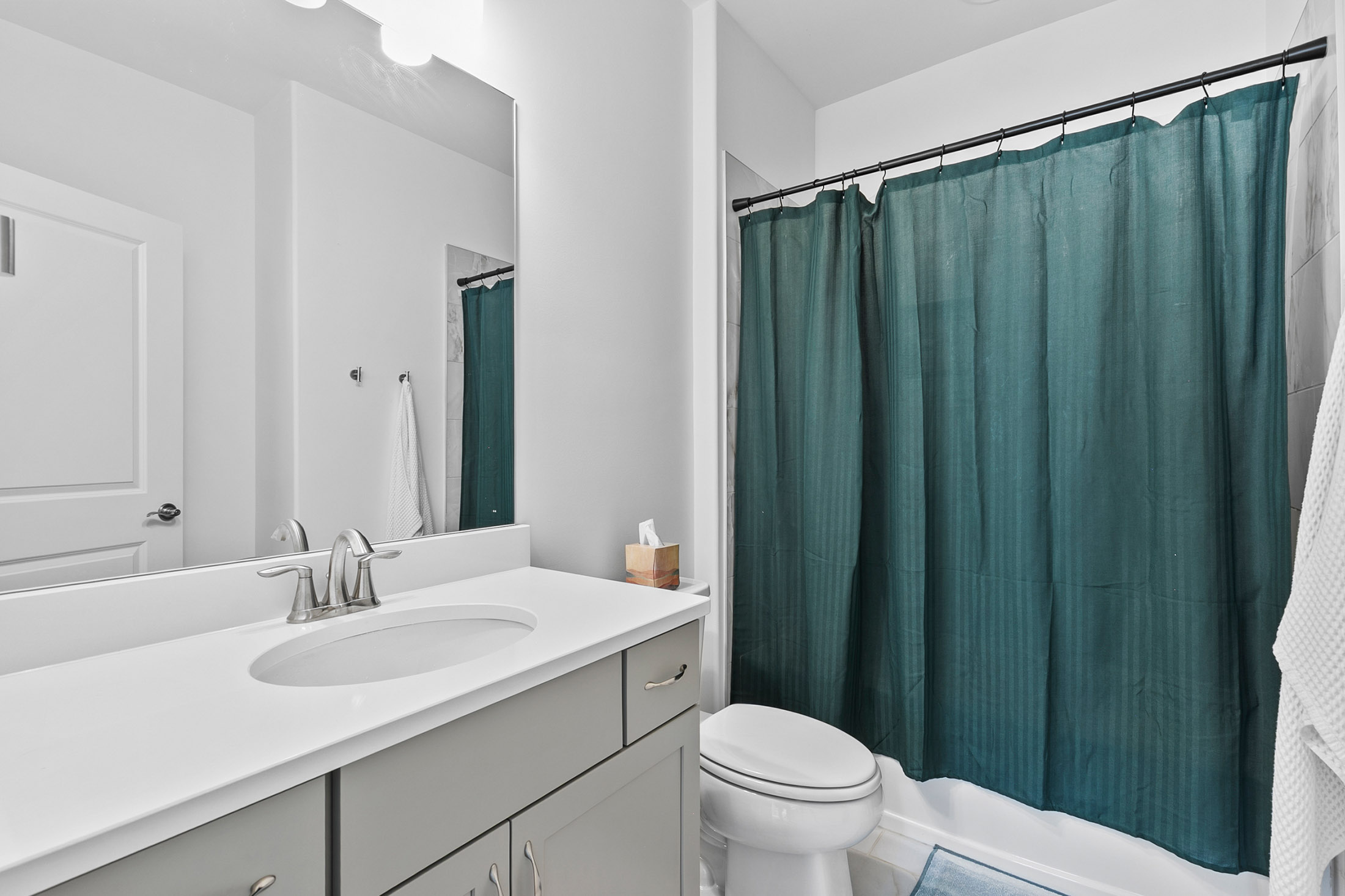  Beautifully Designed Townhome Just Moments from Downtown Woodstock - 物件實景
