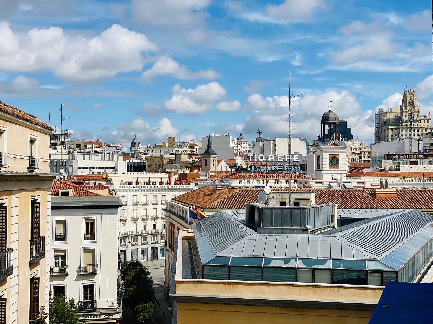  Renovated penthouse with terrace and views in the heart of Madrid - 物件實景