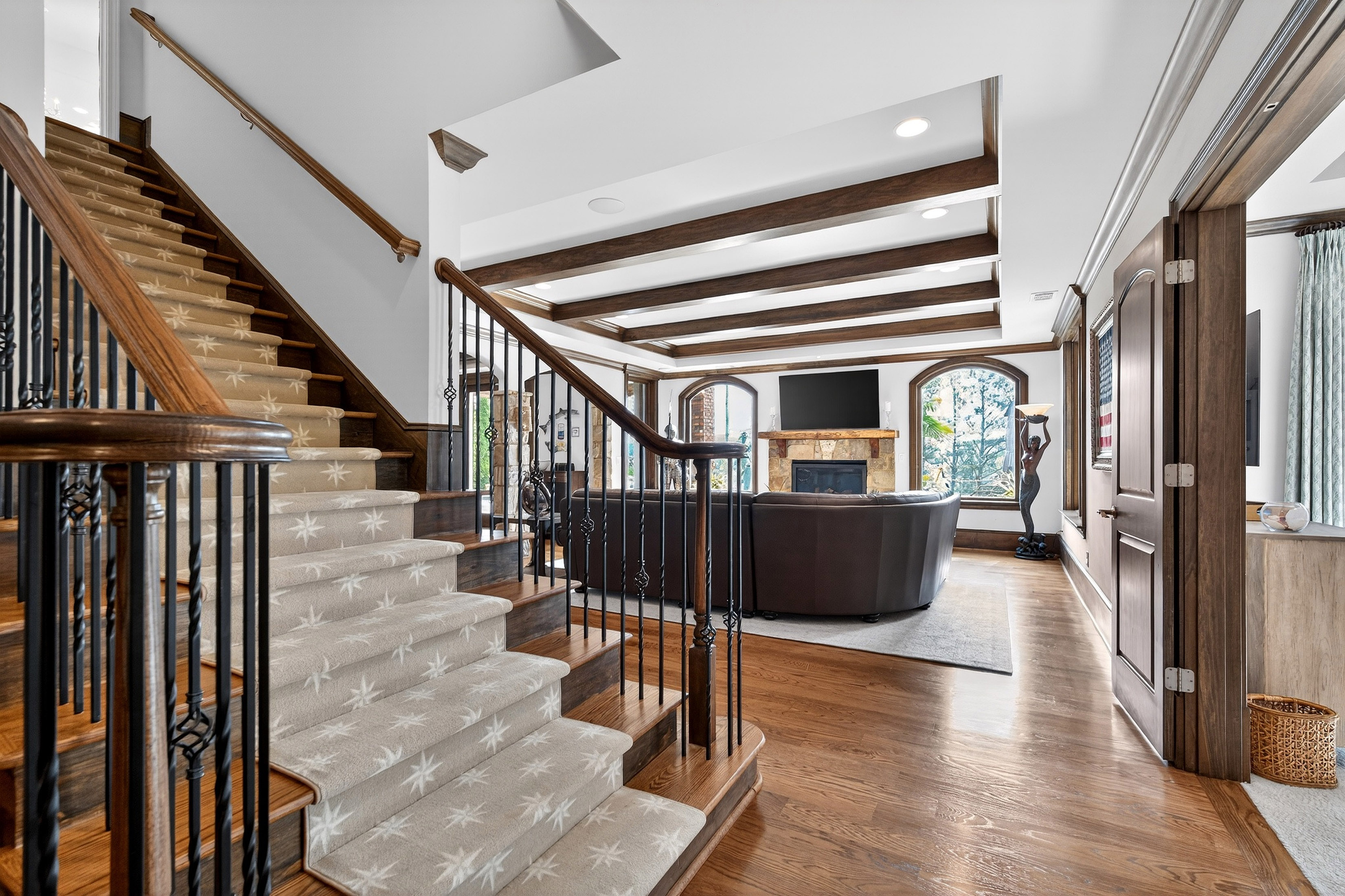  Exquisite Luxury Living with Resort-Style Amenities at St Marlo Country Club - 物件實景