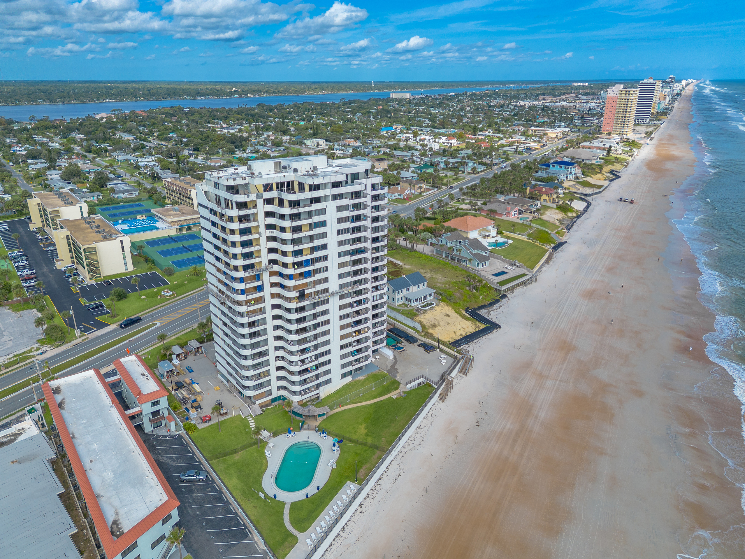 Daytona Beach, Florida, 32118, United States, 3 Bedrooms Bedrooms, ,2 BathroomsBathrooms,Residential,For Sale,1981159