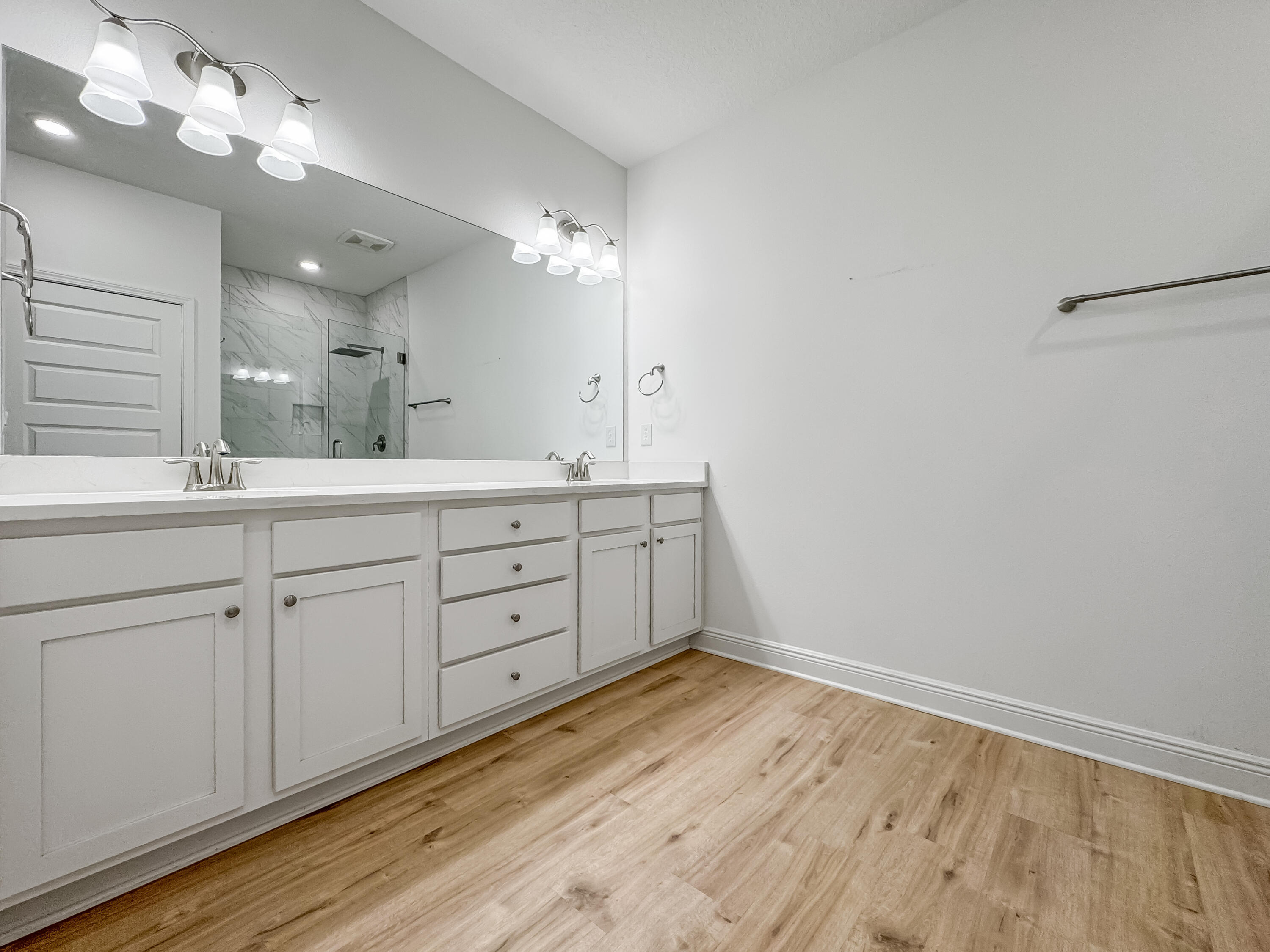 Santa Rosa Beach, Florida, 32459, United States, 4 Bedrooms Bedrooms, ,2 BathroomsBathrooms,Residential,For Sale,1998486