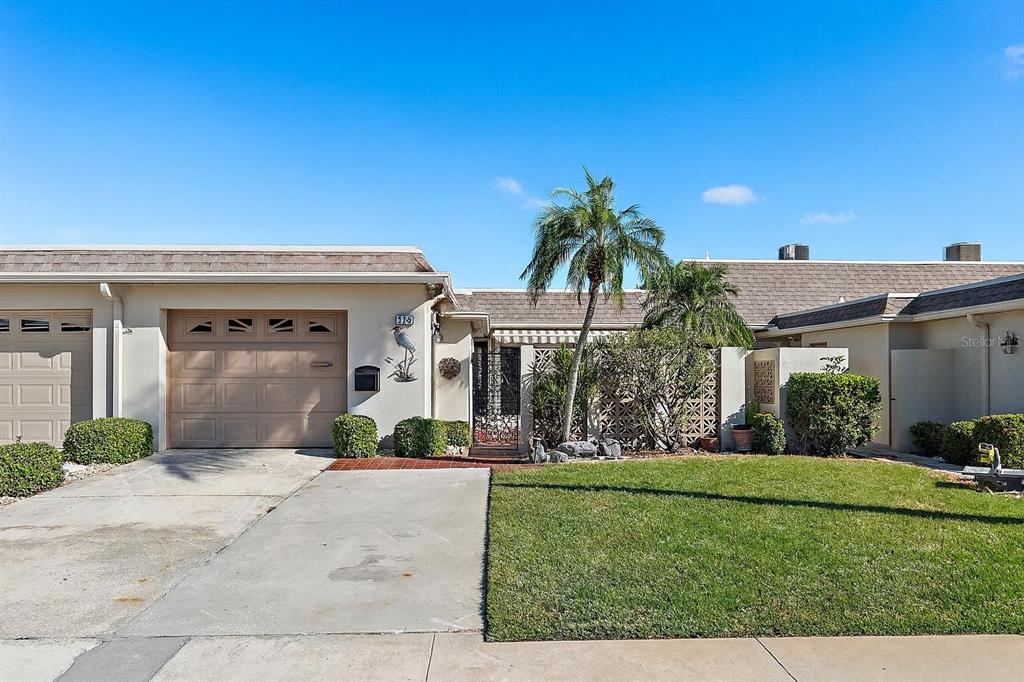 St Petersburg, Florida, 33708, United States, 2 Bedrooms Bedrooms, ,2 BathroomsBathrooms,Residential,For Sale,1963095