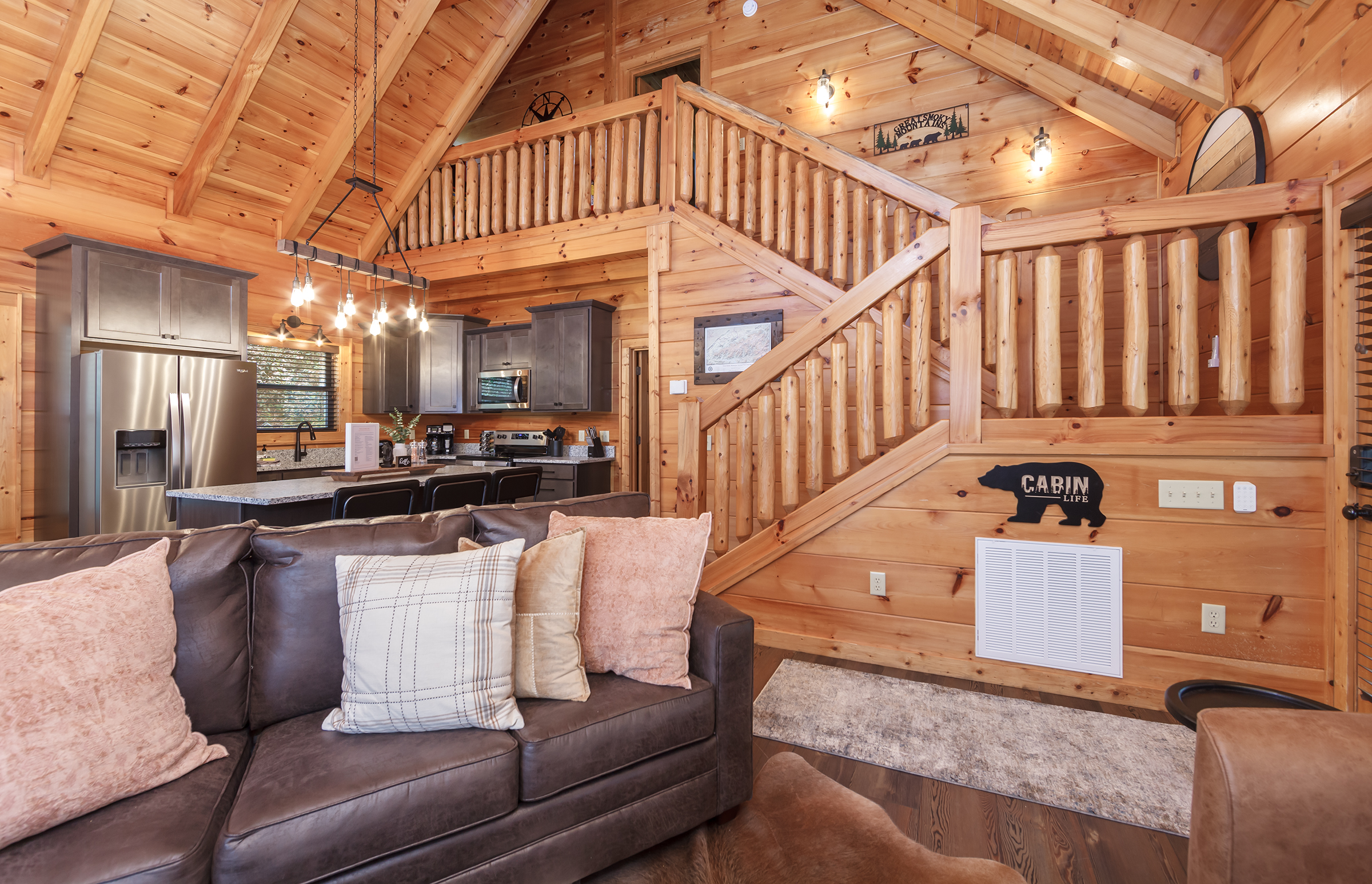 Sevierville, Tennessee, 37862, United States, 1 Bedroom Bedrooms, ,2 BathroomsBathrooms,Residential,For Sale,1979555