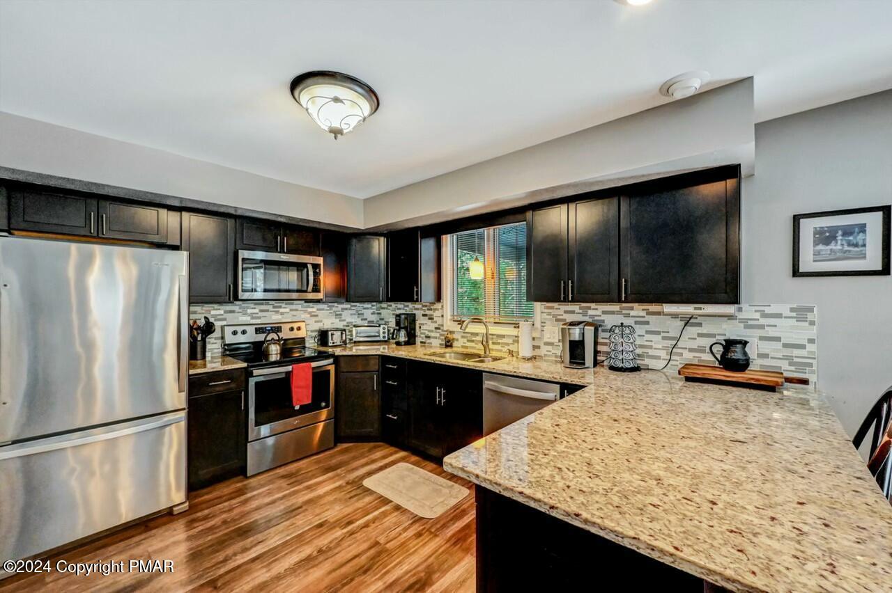 Lake Harmony, Pennsylvania, 18624, United States, 3 Bedrooms Bedrooms, ,2 BathroomsBathrooms,Residential,For Sale,1688496