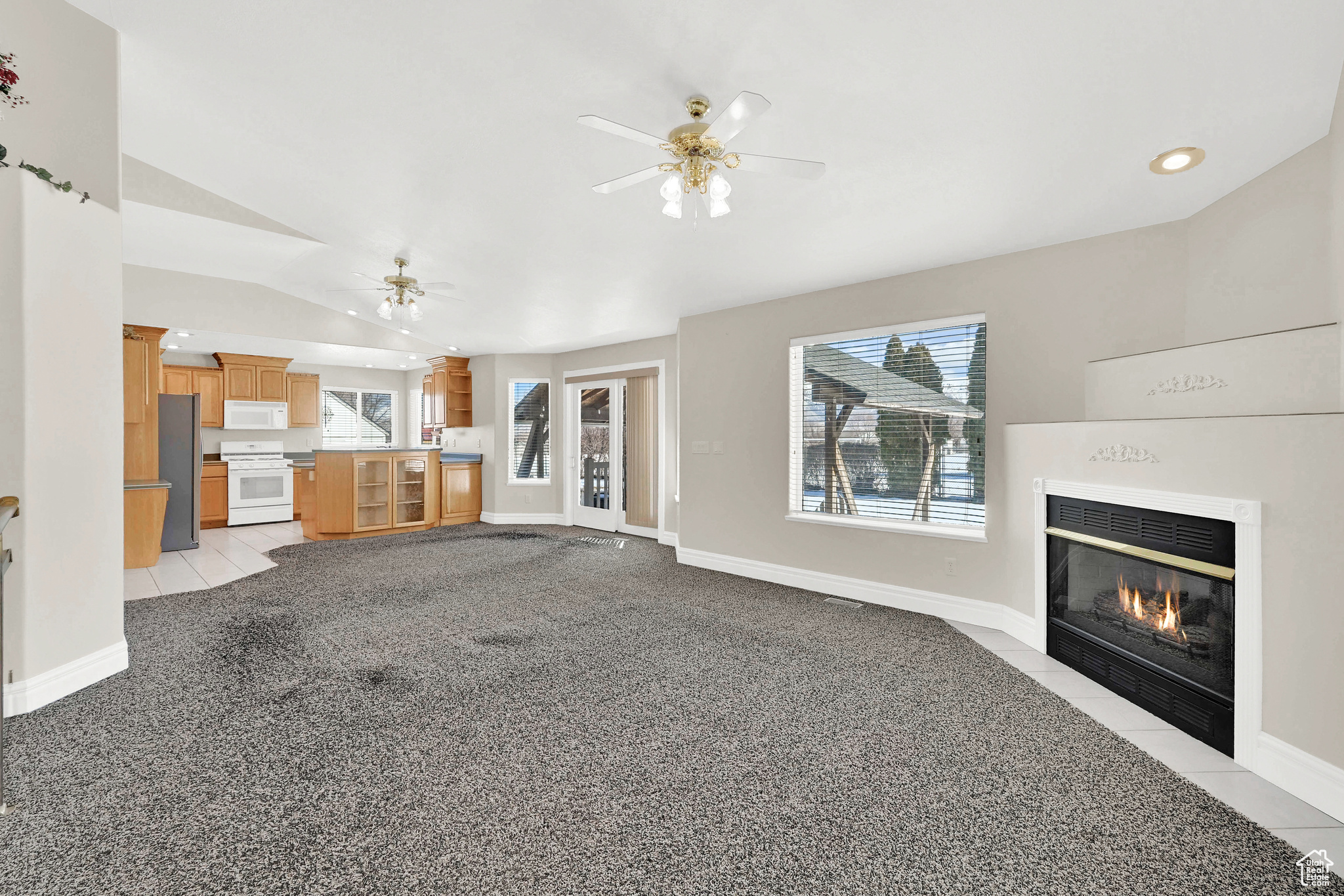 Hyrum, Utah, 84319, United States, 5 Bedrooms Bedrooms, ,3 BathroomsBathrooms,Residential,For Sale,1729547